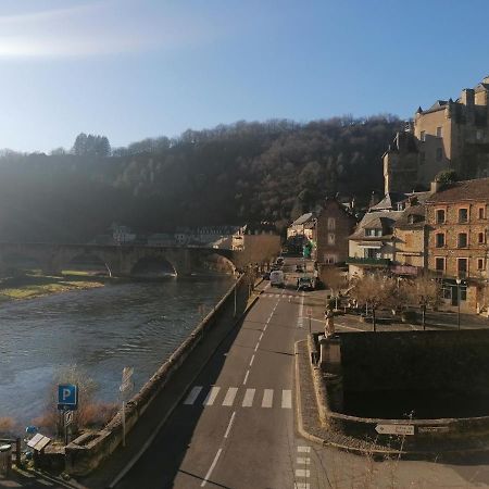Gite Les Pieds Dans L'Olt - Ultreia Estaing  Eksteriør bilde